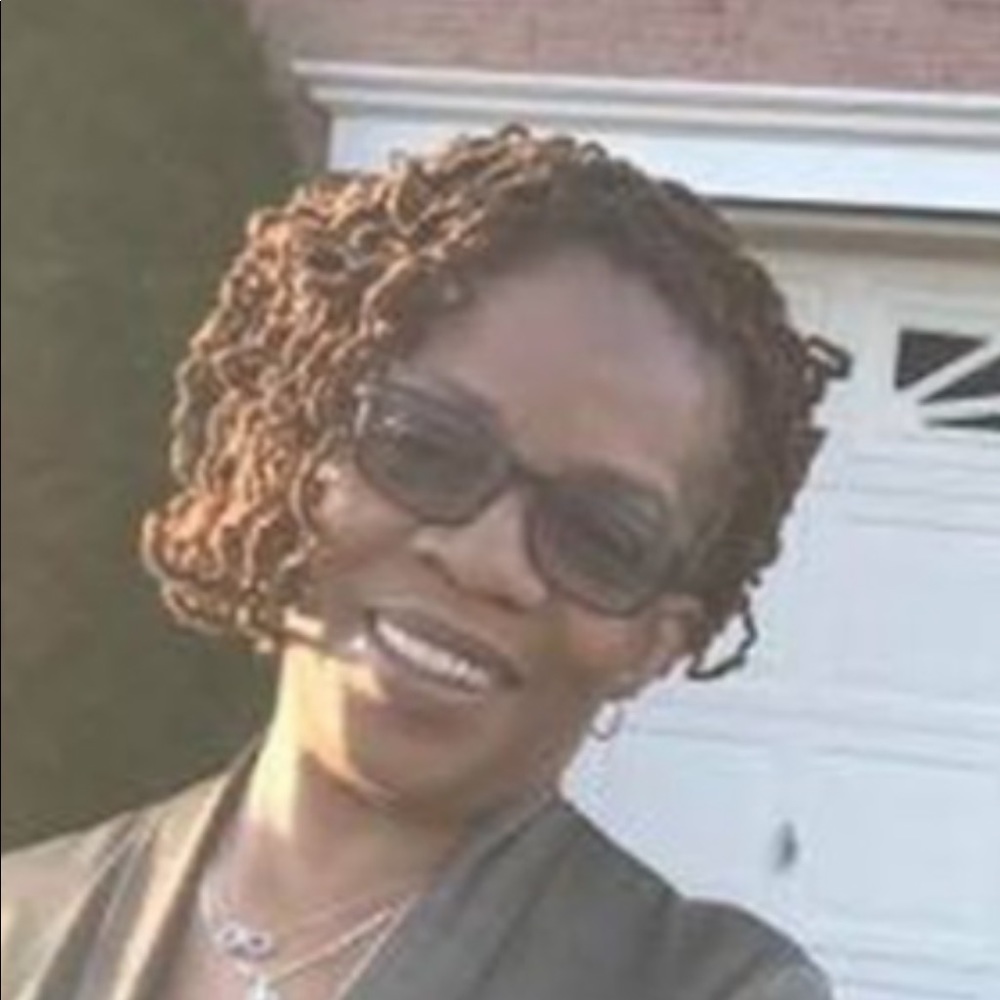 Meet your Posher, Earlene